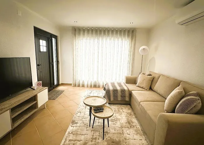 Moinho Do Avo Joao * Santa Barbara (Lisbon)